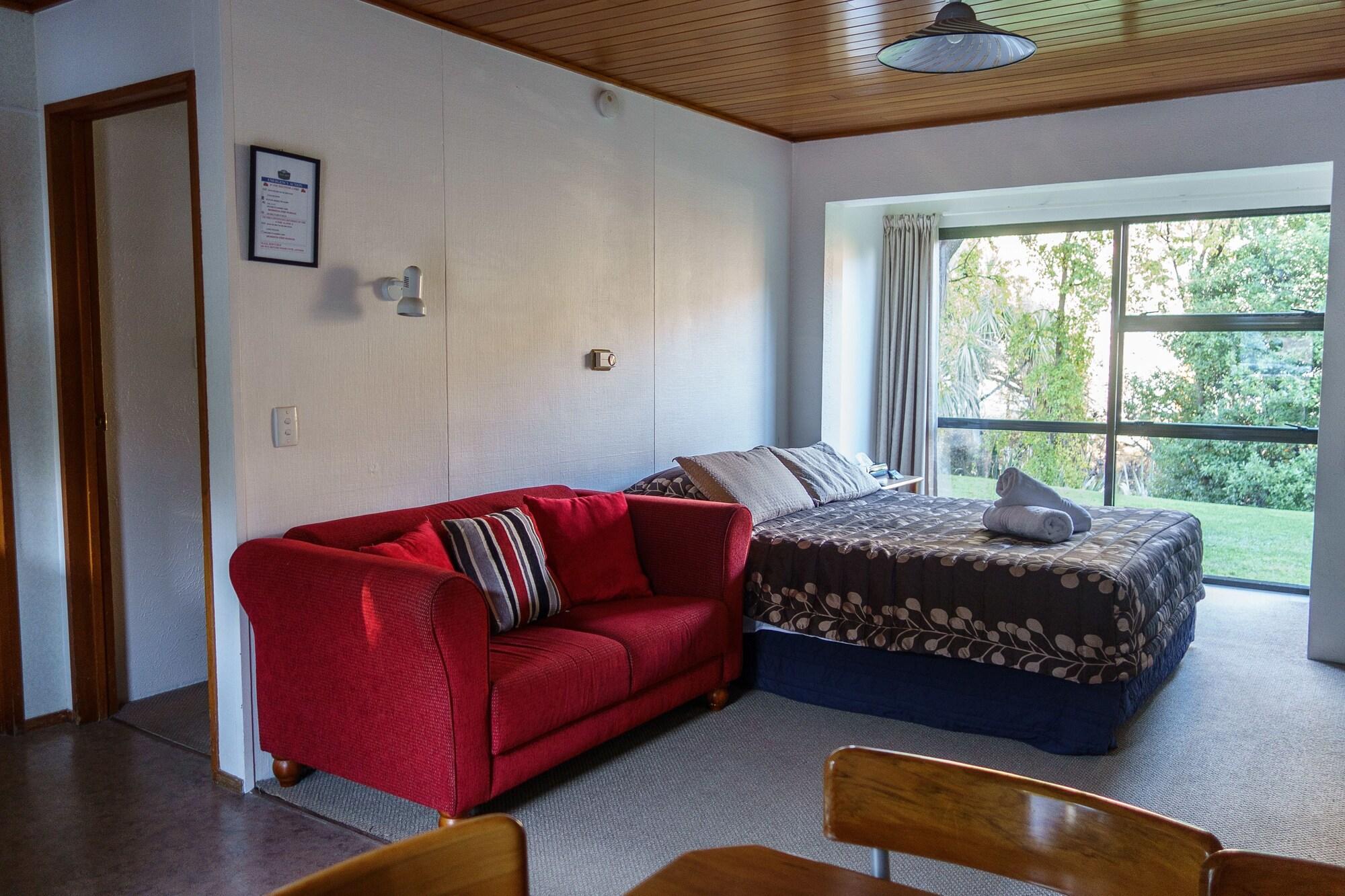 ASURE Brookvale Motel Wanaka Esterno foto